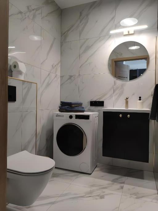 Fox Apartament Free Parking Air Conditioning Boleslawiec  Bagian luar foto